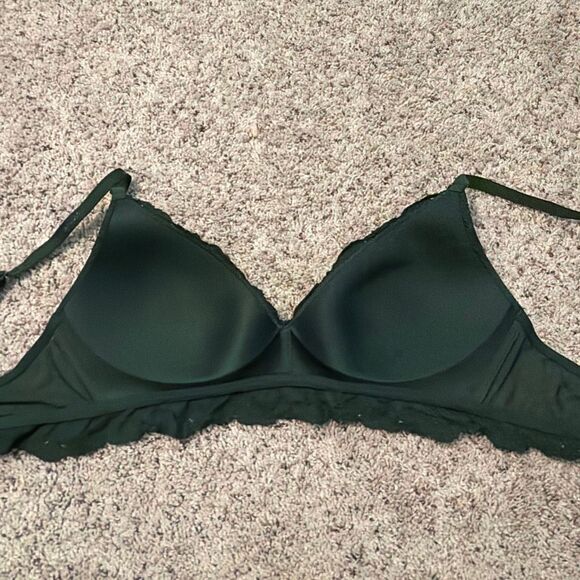 Aerie Green Lightly Lined Wireless Bra 36B - Picture 7 of 9